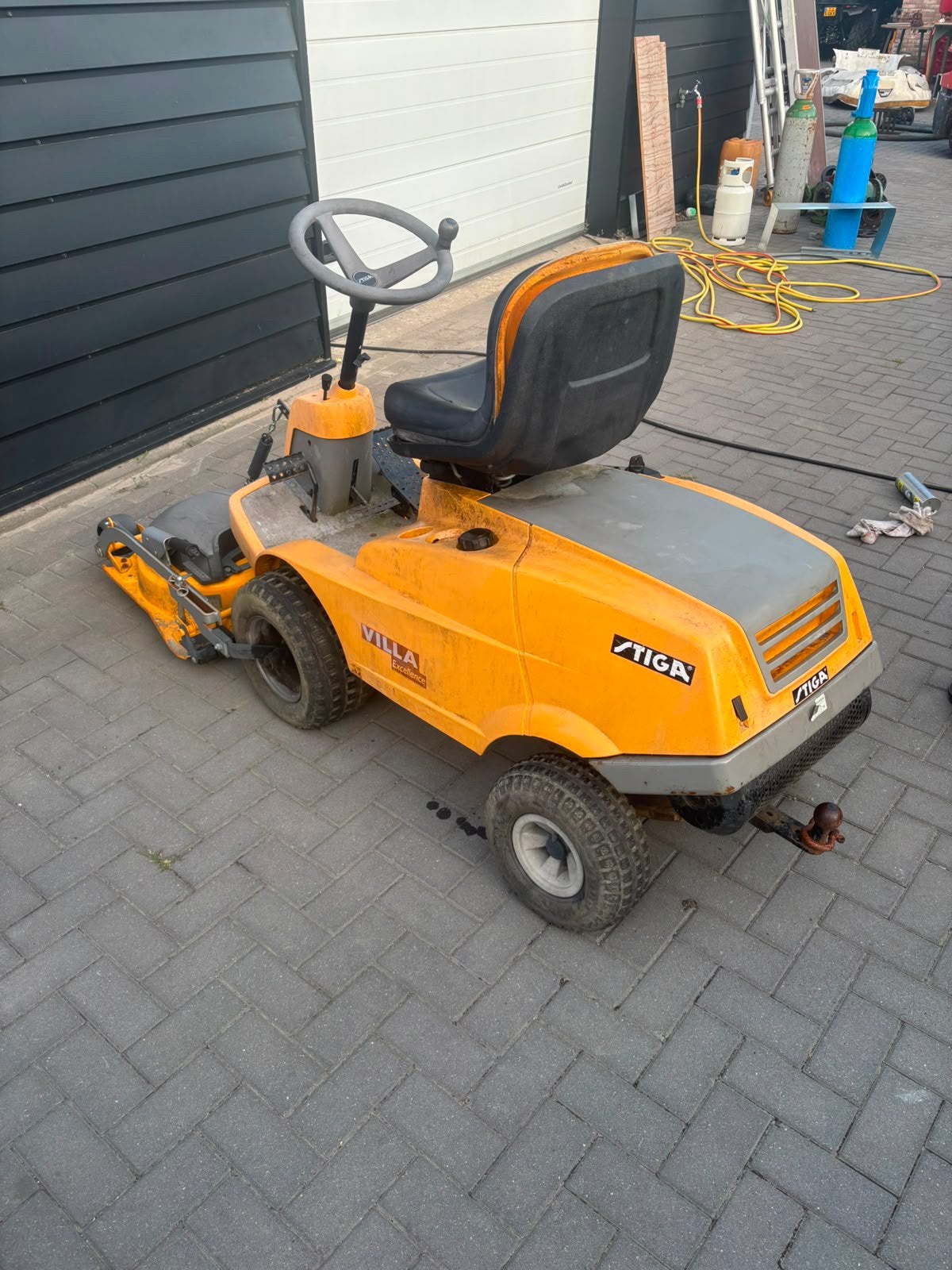 Stiga villa zitmaaier, Ophalen, Gebruikt, Mulchfunctie, 90 tot 120 cm