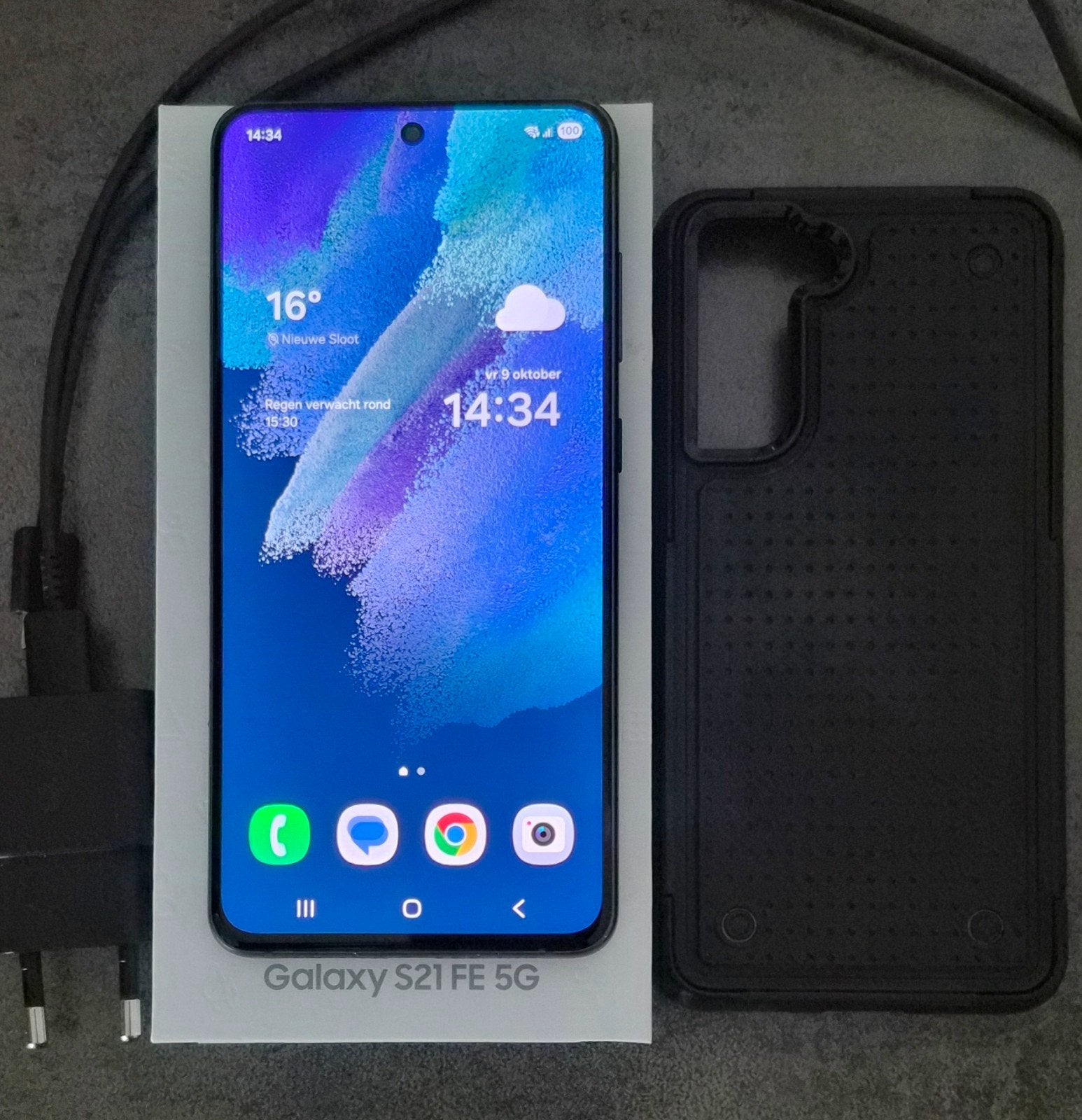 Samsung Galaxy S21 FE + doosje en accessoires, Verzenden, Zwart, Touchscreen, Zo goed als nieuw