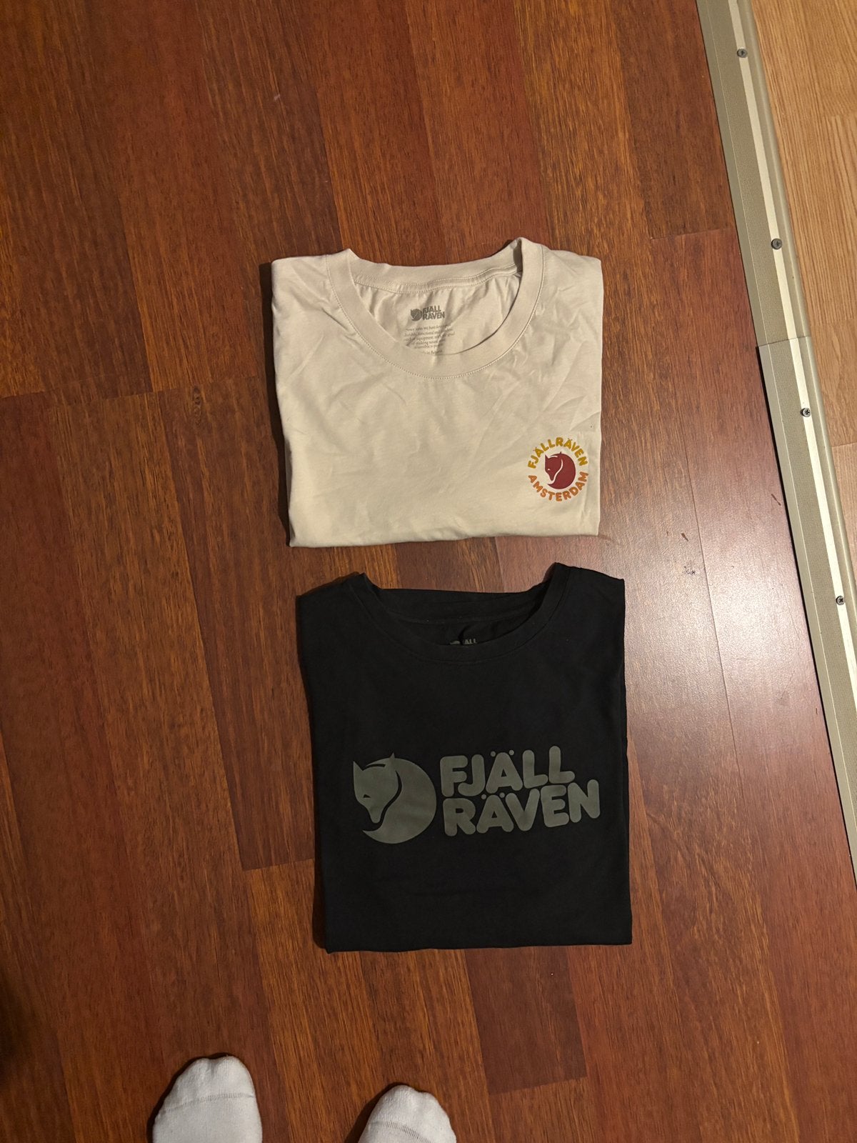 Fjallraven t-shirts, Ophalen of Verzenden, Gedragen, Maat 48/50 (M), Beige