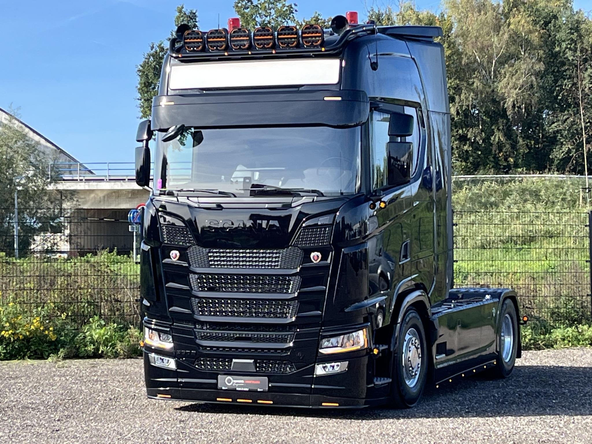 Scania S590 V8 4x2 | Full Air | Retarder | Leather | Full Sp, Automaat, Scania, Zwart, Bedrijf