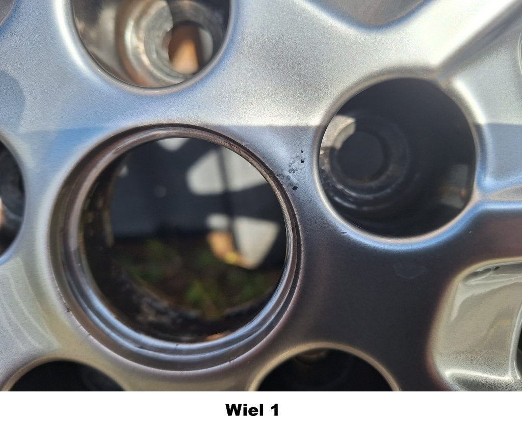 Foto 5 van Originele 18 Inch velgen Ford Kuga Vignale