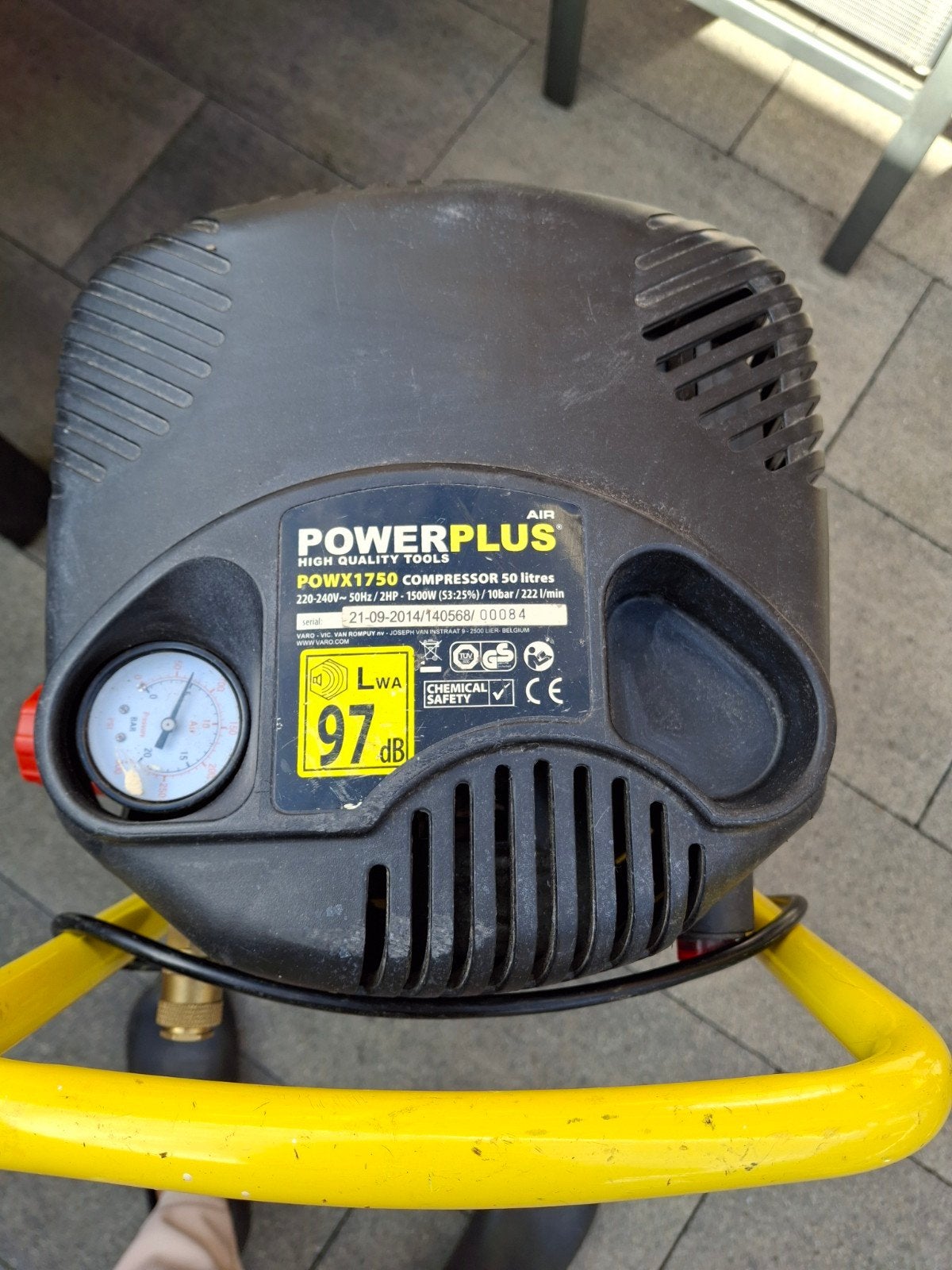 Powerplus POWX1750 Compressor 50 liter, Doe-het-zelf en Verbouw, Ophalen