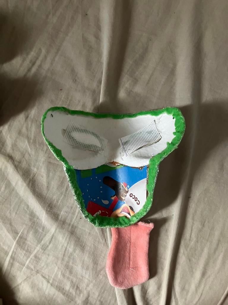 Handgemaakt masker, Ophalen, Gebruikt