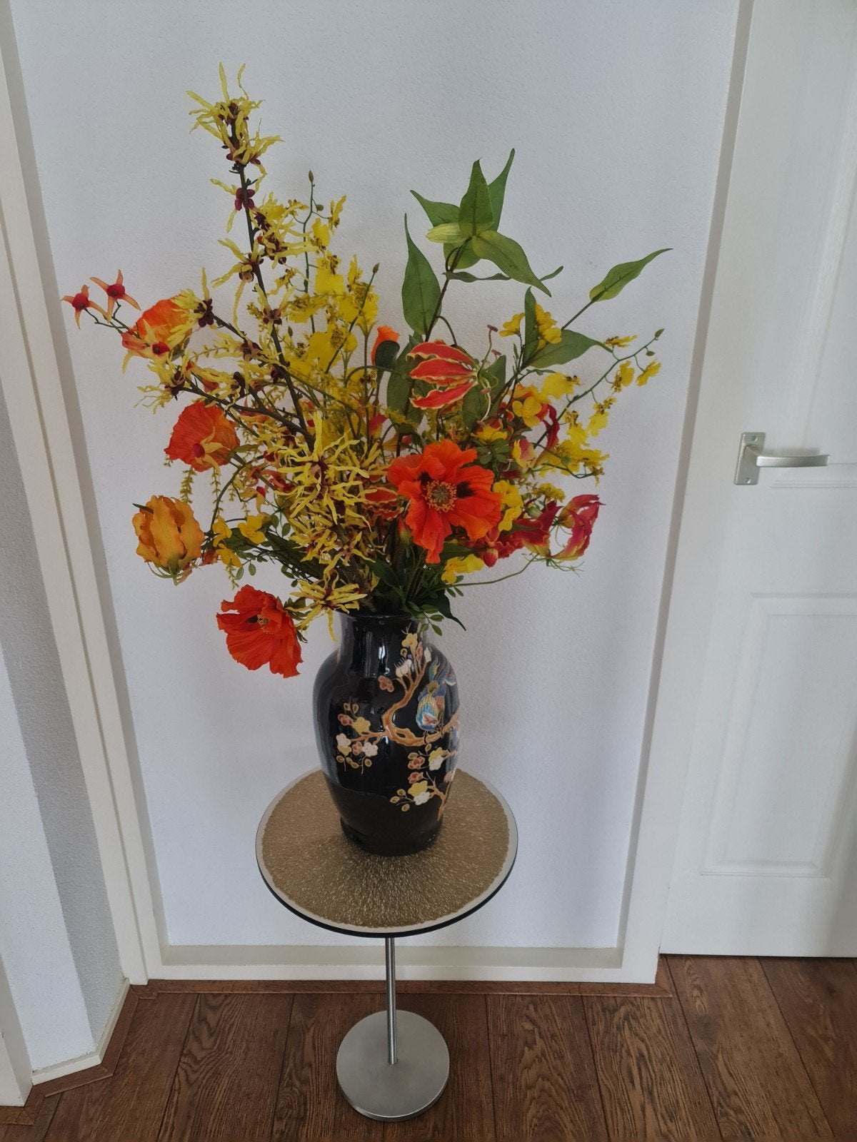 Groot kunstboeket met oranje en gele bloemen, Binnen, Textiel, Ophalen of Verzenden, Zo goed als nieuw