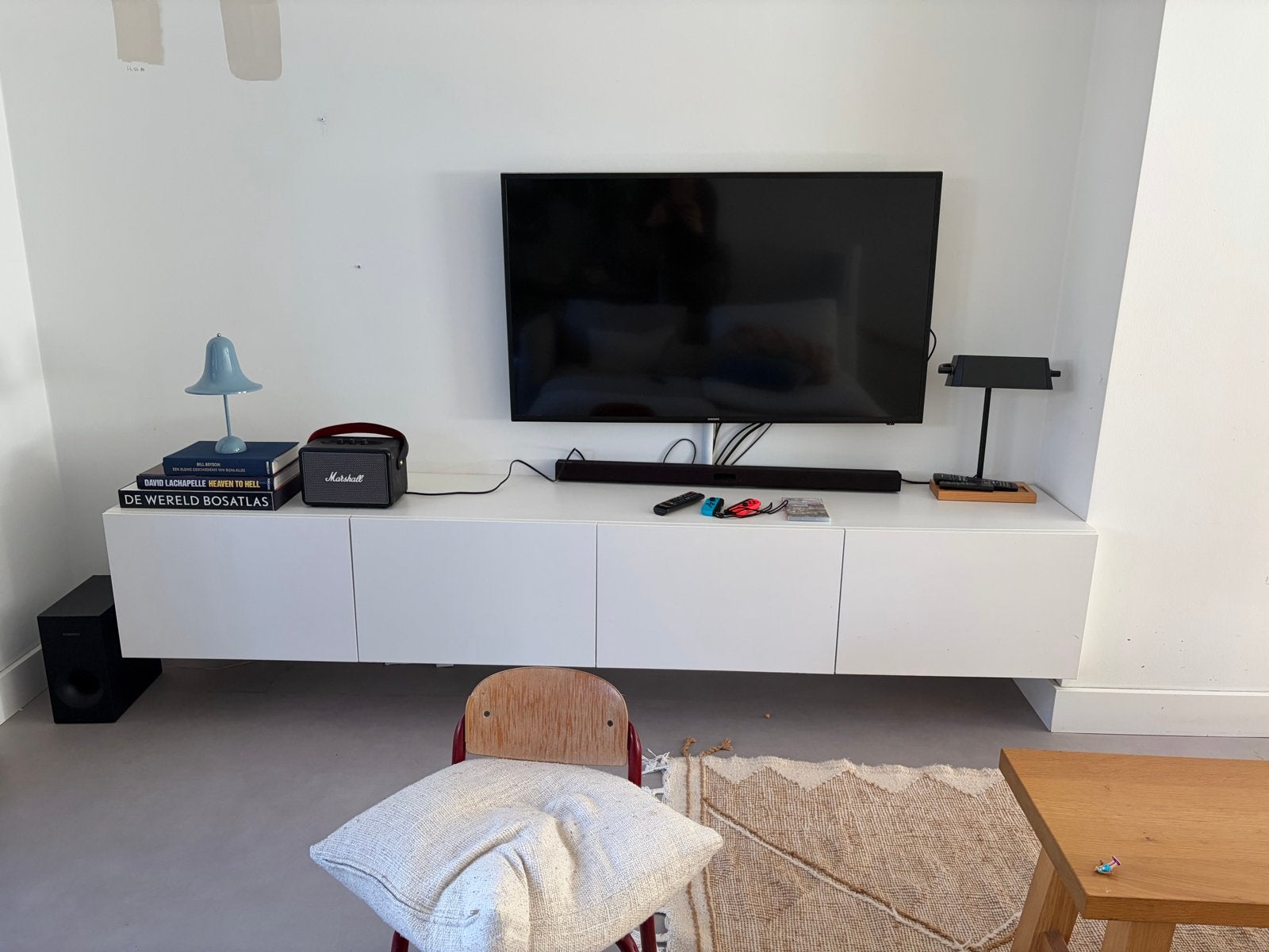 IKEA Besta TV-meubel wit met 4 deuren, Ophalen, Overige materialen, Gebruikt, 200 cm of meer