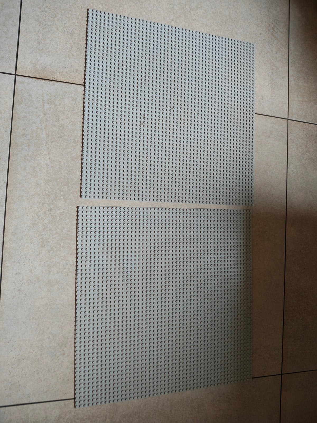 2 grote grijze lego platen, Doe-het-zelf en Verbouw, Metalen, Ophalen of Verzenden