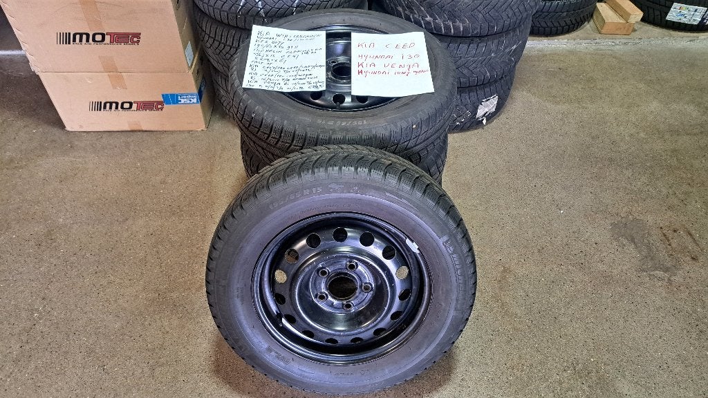 Kia Ceed/Venga / Hyundai i 30 banden set 195/65R15 Michelin, Ophalen, Gebruikt, 15 inch, Banden en Velgen