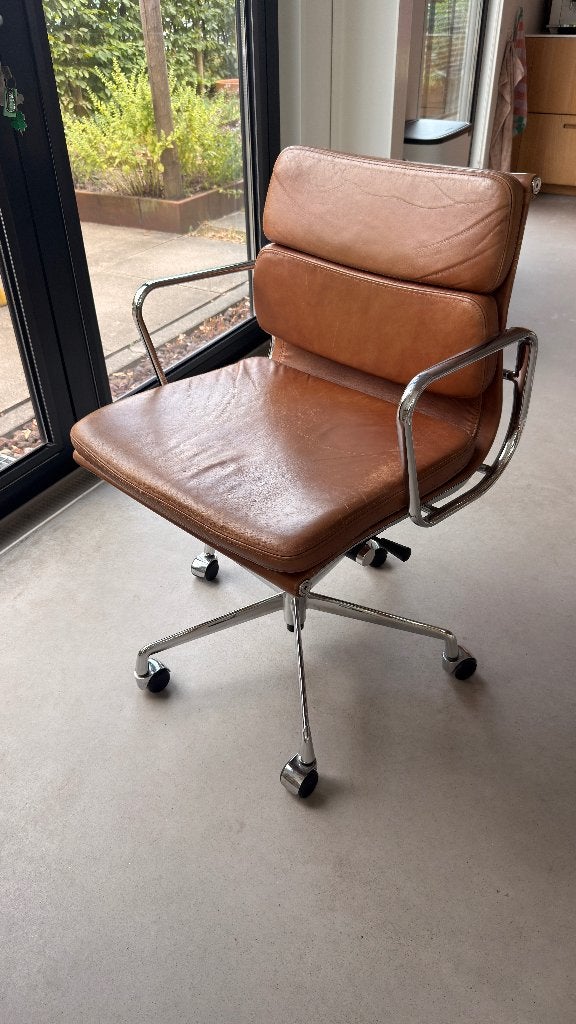 Eames EA217 Soft Pad (replica), Ophalen, Gebruikt, Bruin, Bureaustoel