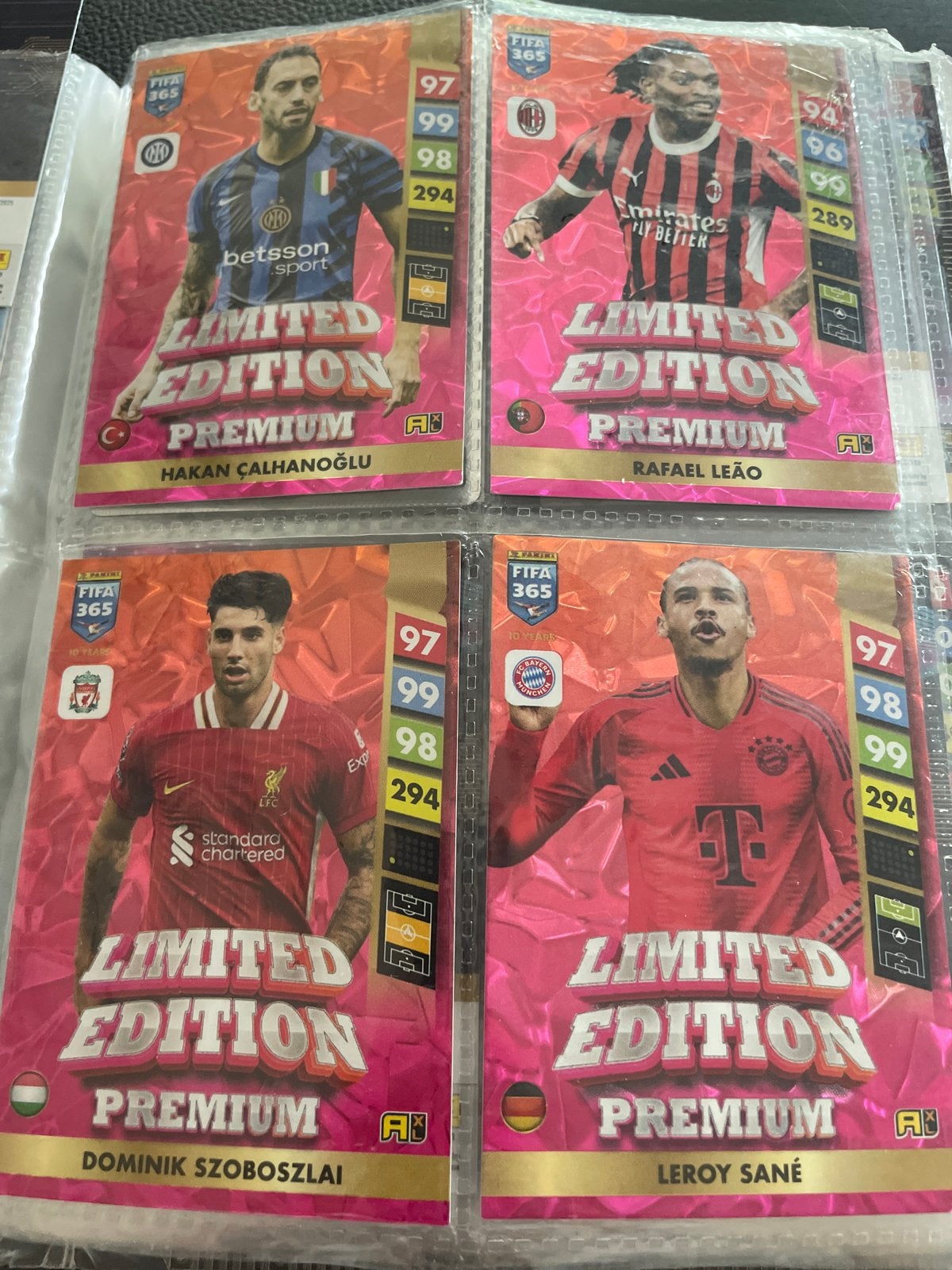 FIFA panini Limited Edition Premium Voetbal Spelerskaarten, Ophalen of Verzenden, Zo goed als nieuw, Buitenlandse clubs, Spelerskaart