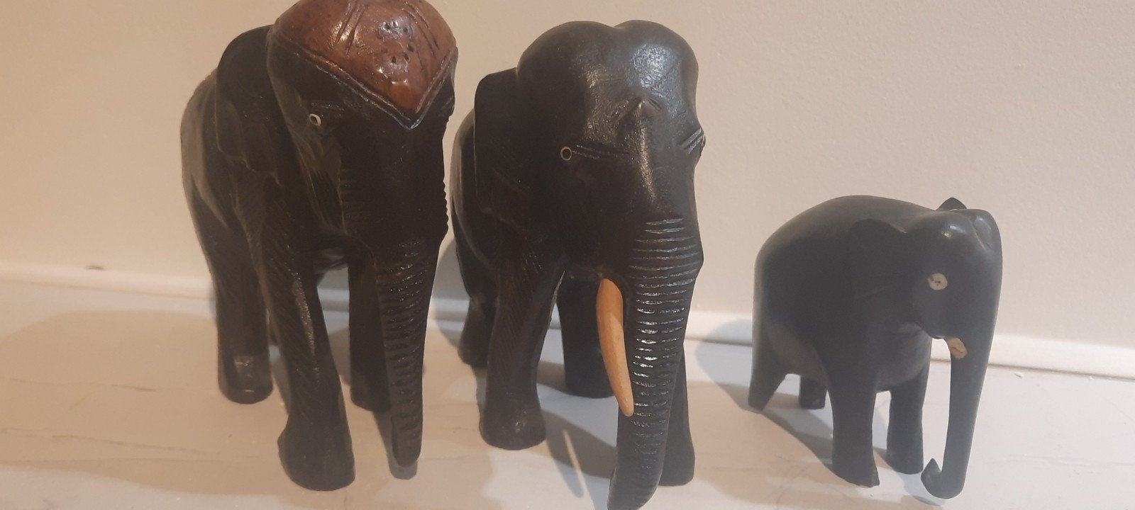 houten olifanten fam & sier olifantje, Ophalen, Zo goed als nieuw, Beeldje of Figuurtje