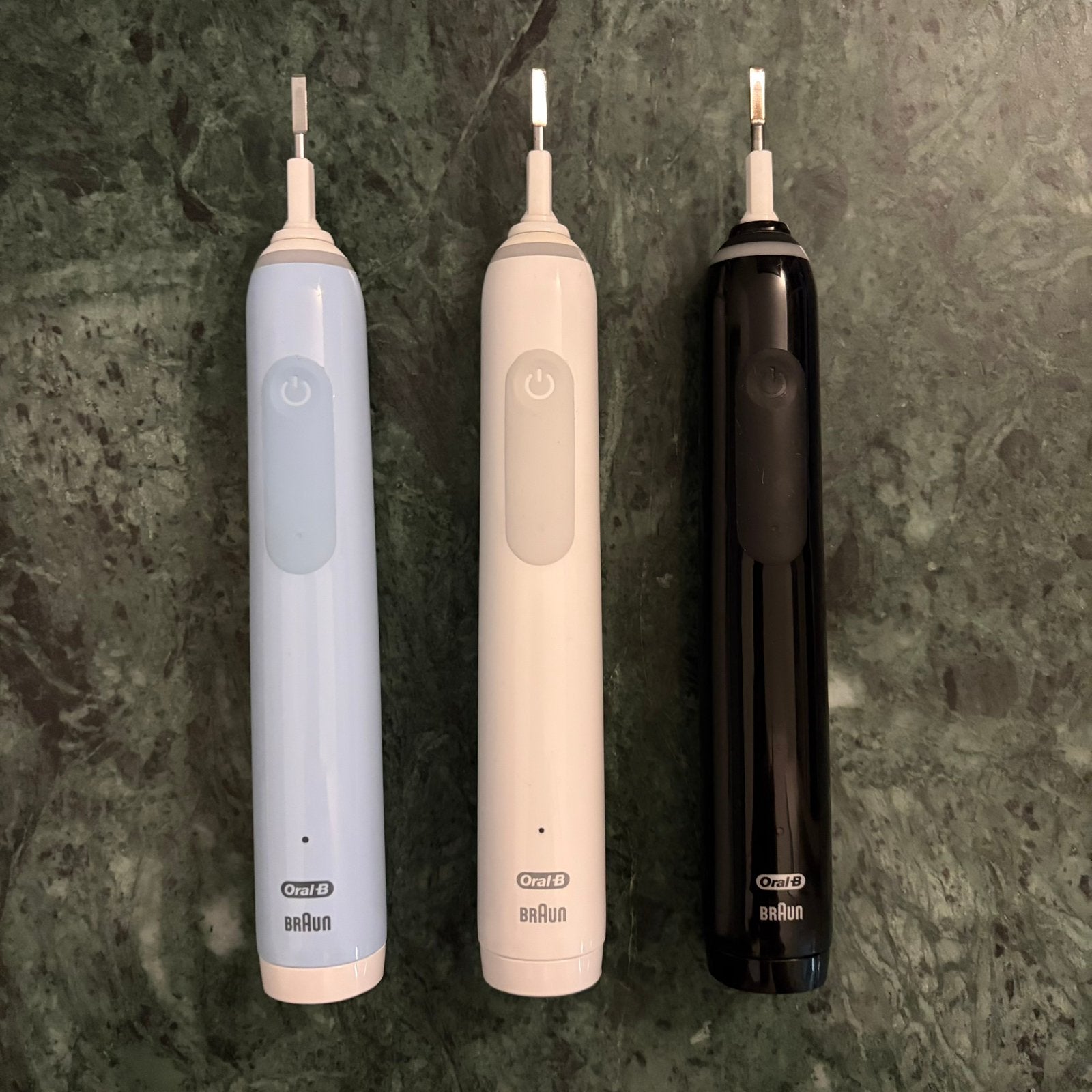 3x Oral-B Pro 3 tandenborstel, Sieraden, Tassen en Uiterlijk, Uiterlijk | Mondverzorging, Ophalen of Verzenden, Zo goed als nieuw