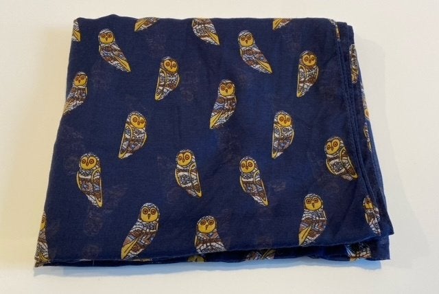 Donkerblauwe foulard met uiltjes, Ophalen of Verzenden, Zo goed als nieuw, Sjaal