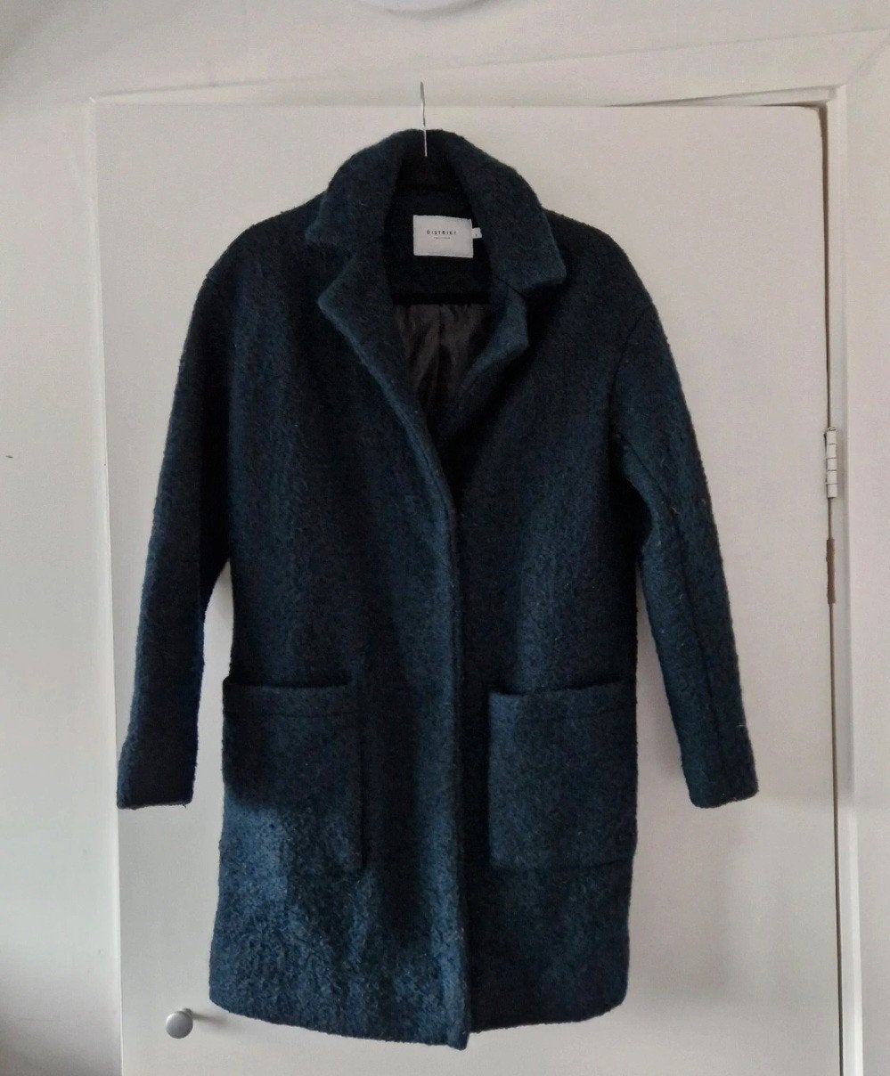 DISTRIKT NØRRESBRO wollen jas, maat S, Kleding | Dames, Jassen | Winter, Blauw, Ophalen of Verzenden, Zo goed als nieuw, Maat 36 (S)