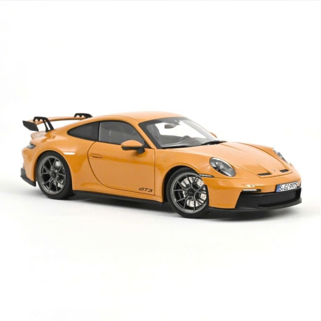 Porsche 911 GT3 '21 bruin geel schaal 1/18 NOREV ref. 187387