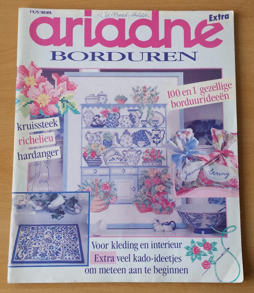 Ariadne Extra Borduren - nr.3 - 1989, Hobby en Vrije tijd, Patroon, Gebruikt, Ophalen of Verzenden, Handborduren