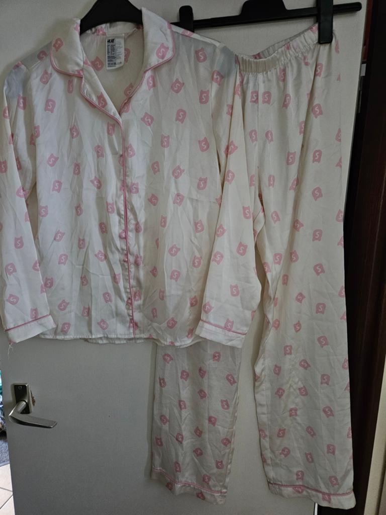 Superleuke pyjama H&M mt 158-164, Ophalen of Verzenden, Zo goed als nieuw, Meisje, Nacht- of Onderkleding