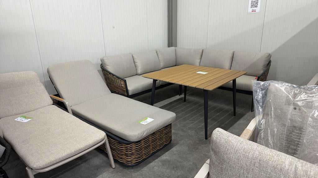 Lucca dining hoek loungeset | wicker + aluminium | 219x219cm, Ophalen, 5 zitplaatsen, Nieuw, Loungeset