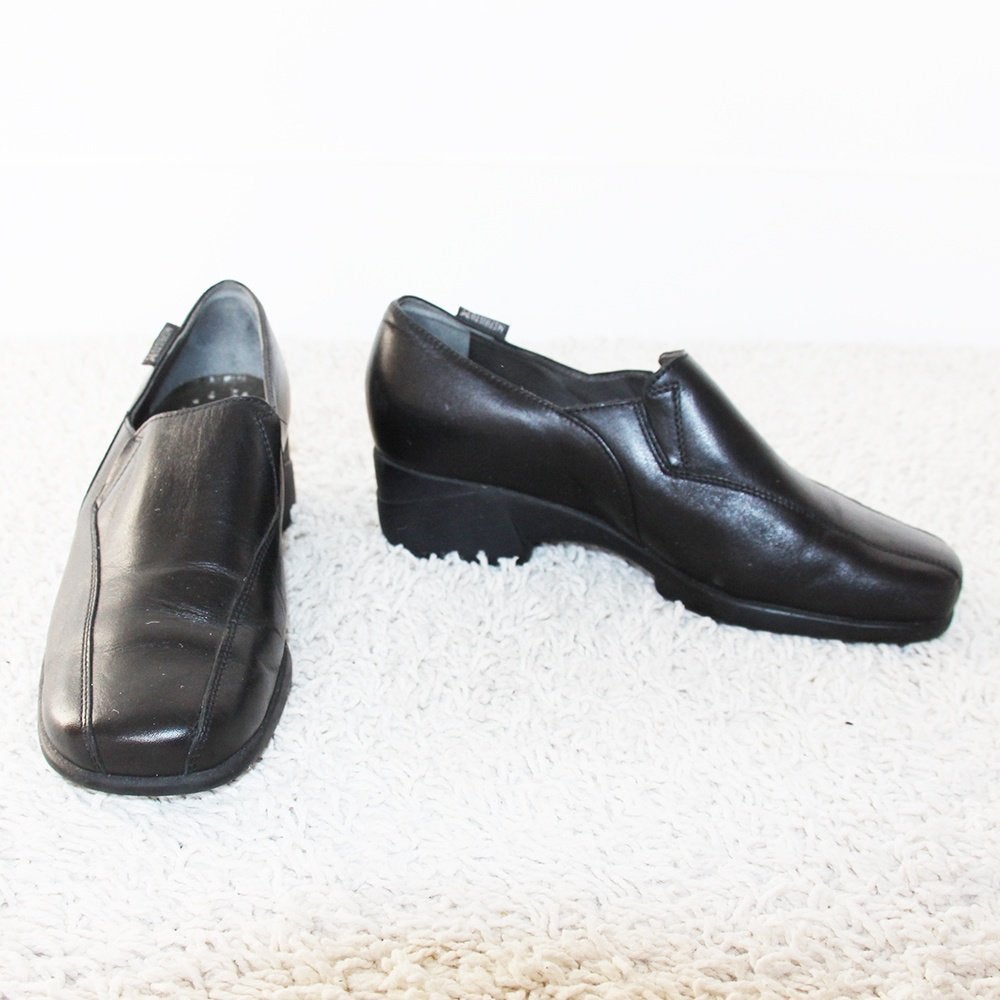 Zeer Mooie Leren Mephisto Schoenen s16 (Maat 4½/37½) € 70,-, Mephisto, Ophalen of Verzenden, Zo goed als nieuw, Instappers