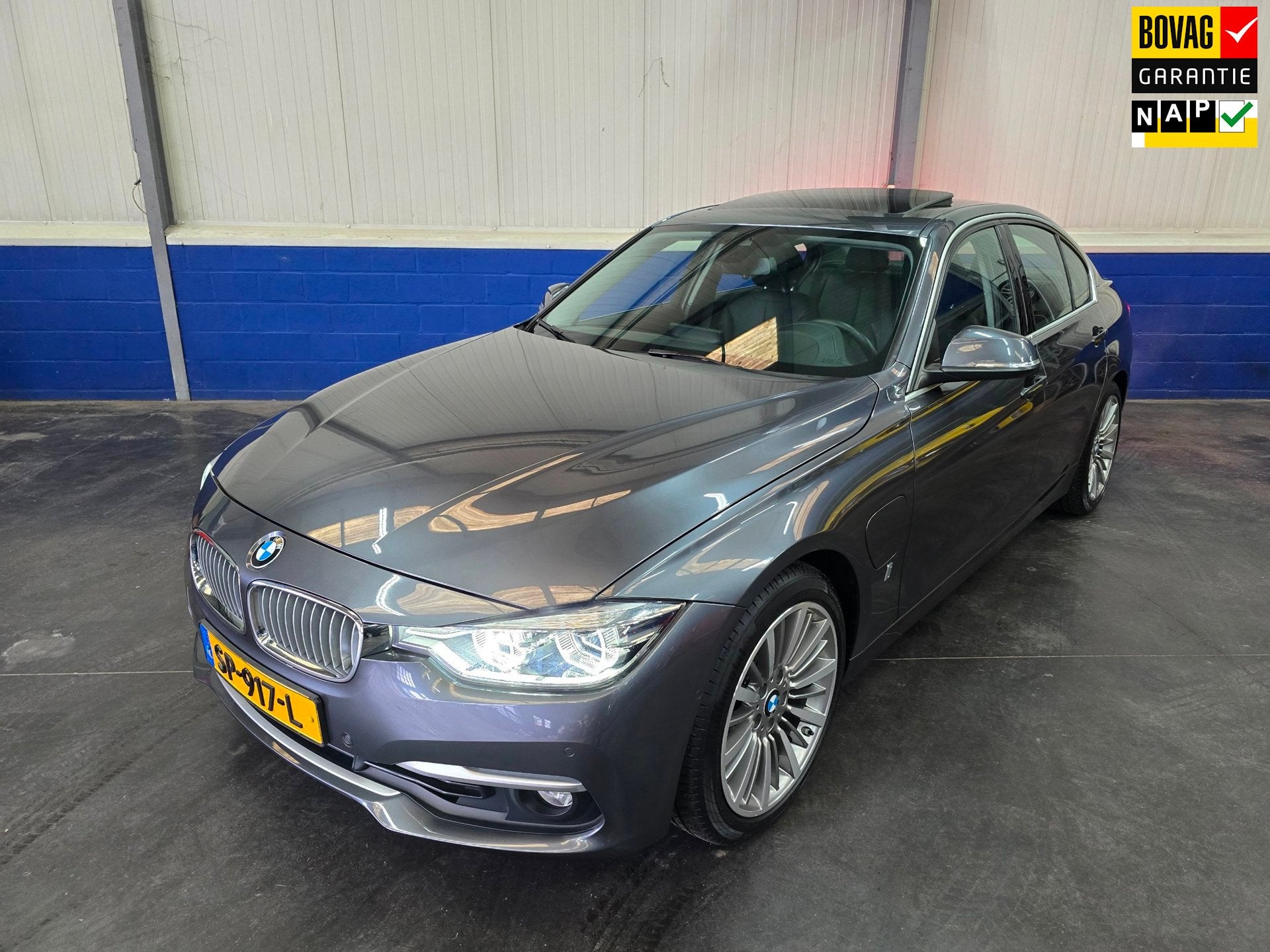 BMW 3-serie 330e Luxury Edition Automaat, Automaat, Achterwielaandrijving, Gebruikt, Bedrijf