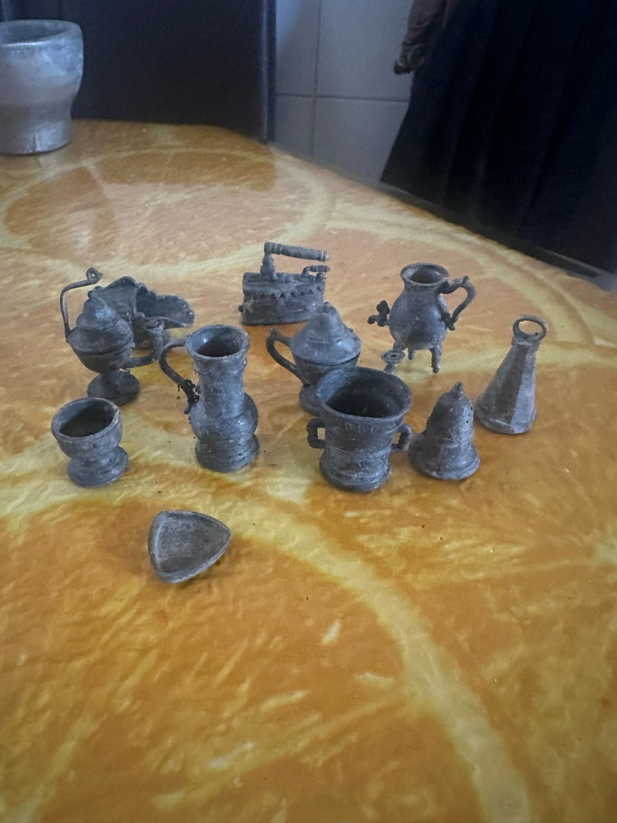 Oude  miniaturen, kannen, strijkijzer en ketels, Verzamelen, Beelden en Beeldjes, Ophalen of Verzenden