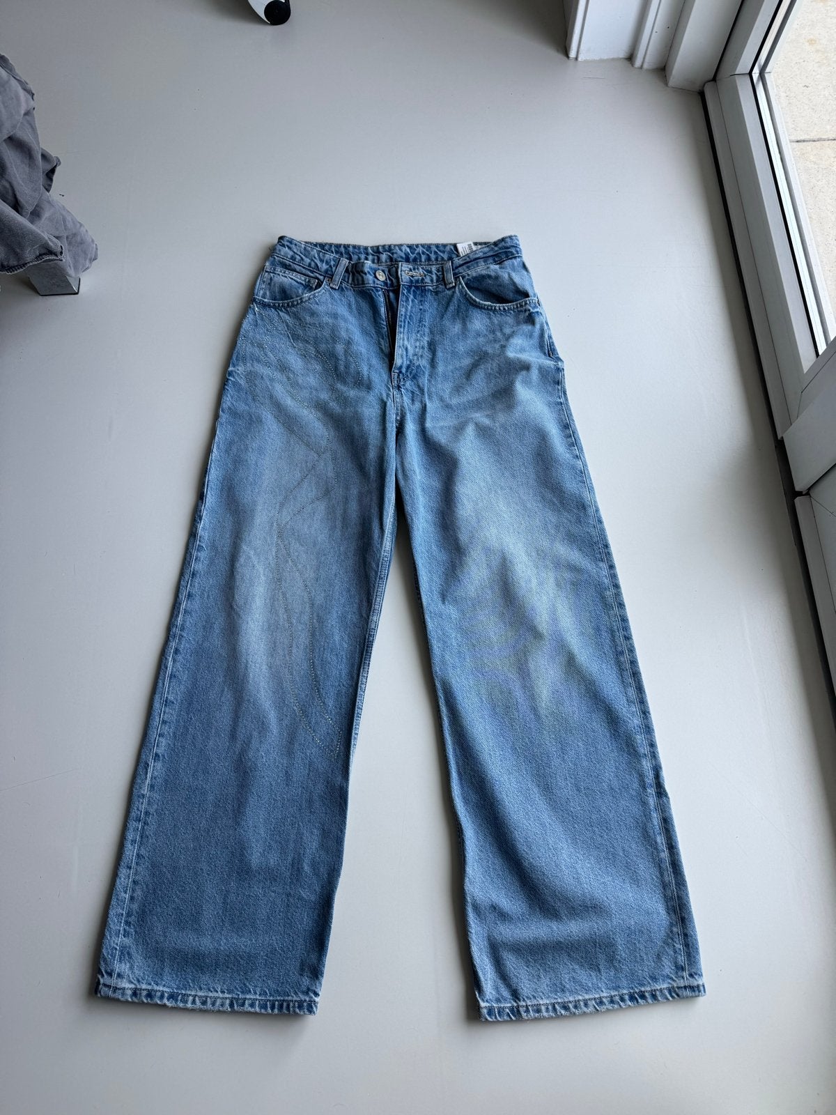 Wijde jeans met strass details, Maat 38/40 (M), Blauw, Ophalen of Verzenden, Zo goed als nieuw