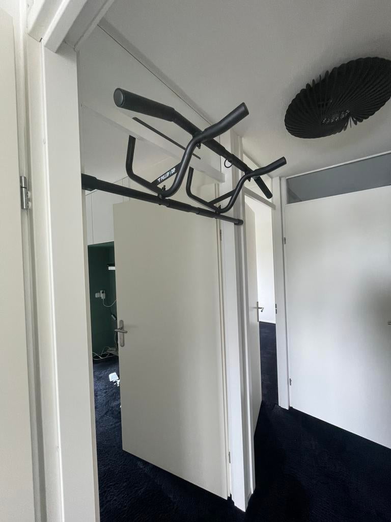 Nieuw Pull up bar doorway, Ophalen of Verzenden, Nieuw, Oprekstang