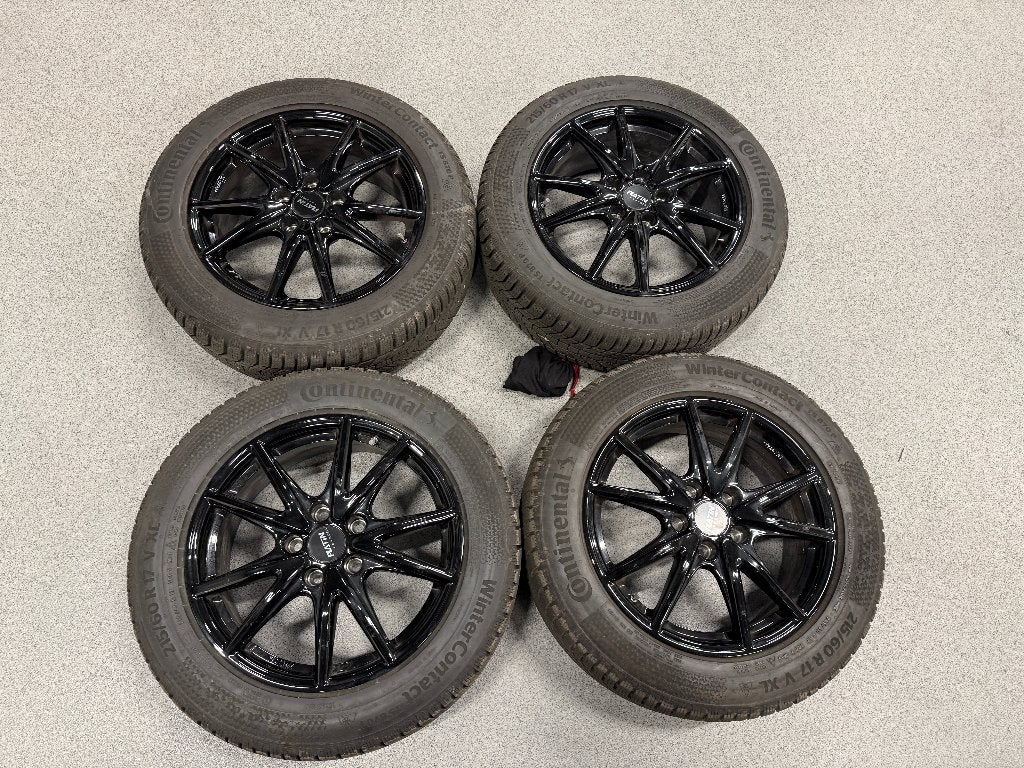 Winterbanden Lexus UX 215-60-17 Continental 7.5 MM, Ophalen, 17 inch, Winterbanden, Band(en)