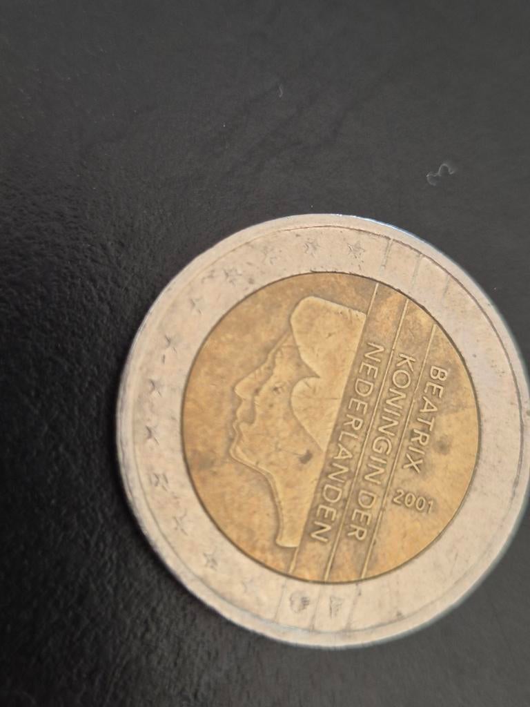 2 Euro munt Nederland 2001 Beatrix, Postzegels en Munten, Munten | Europa | Euromunten, Ophalen of Verzenden, Overige landen, 2 euro