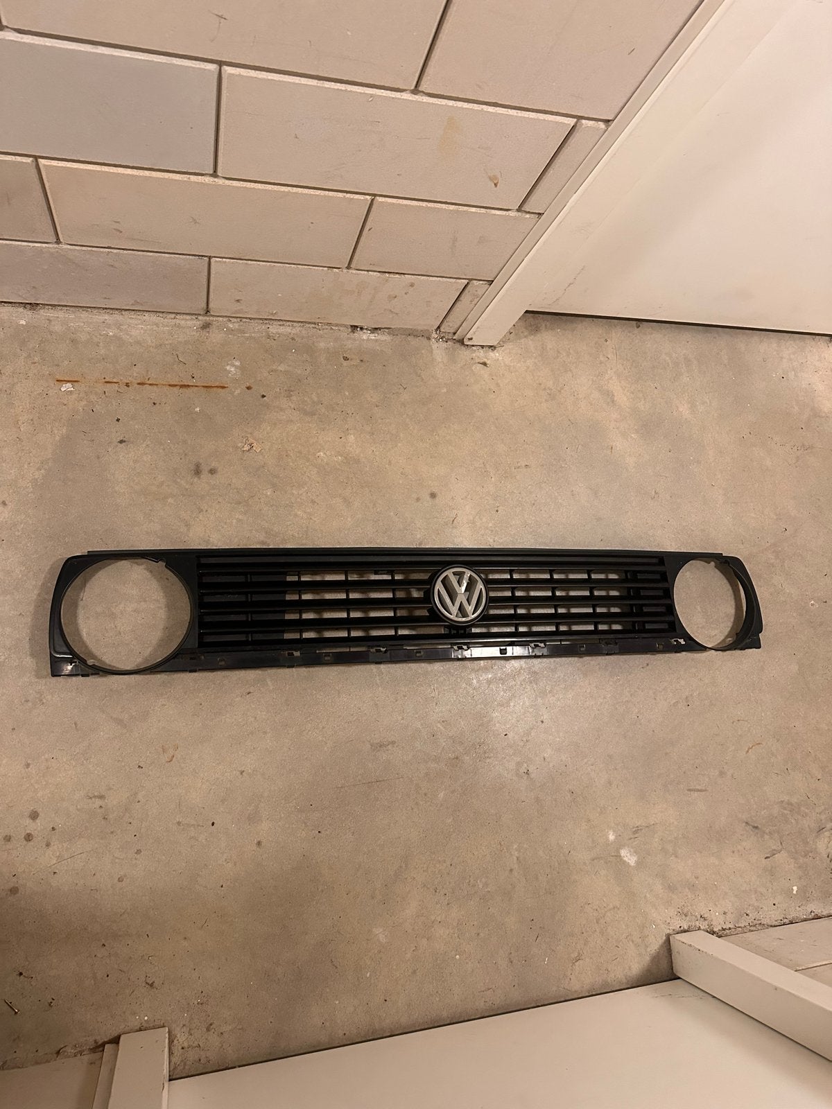 Volkswagen Golf 2 Grill - Gebruikt, Gebruikt, Ophalen of Verzenden, Bumper, Volkswagen
