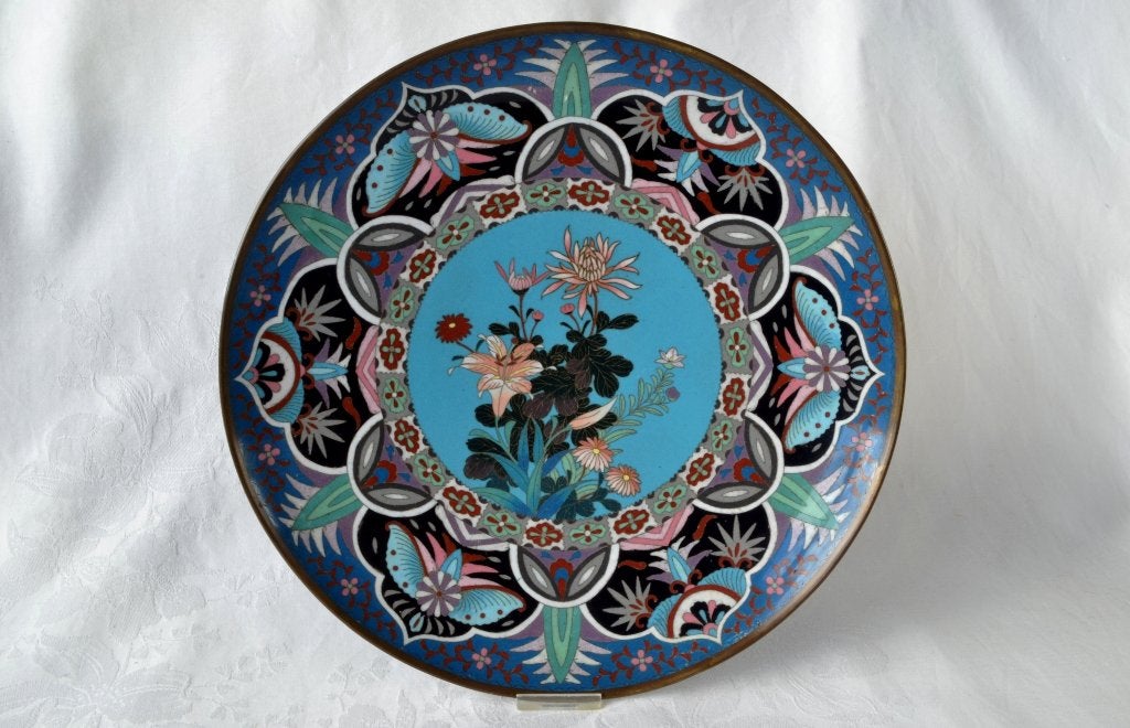 Prachtige, antieke cloisonné schaal / schotel – Japan, Meiji, Wanddecoratie, Blauw, Handgemaakt, Ophalen of Verzenden