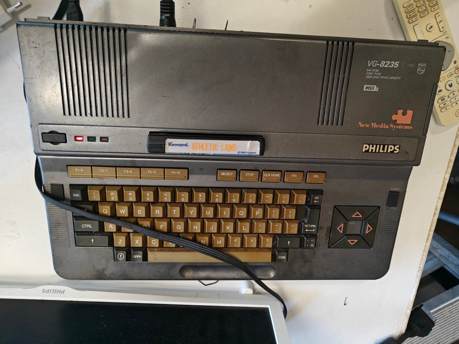 Msx vg-8235 philips, Computers en Software, J, J, MSX, K