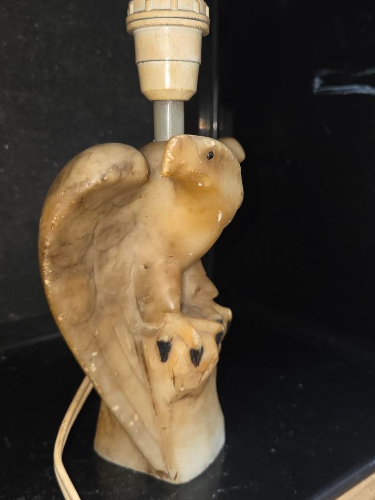 Antieke lamp met adelaar steen, Ophalen of Verzenden