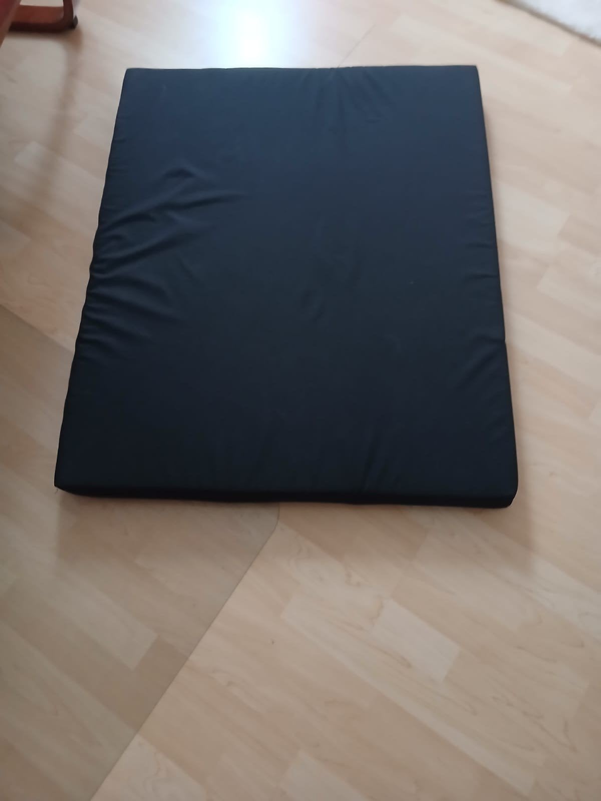 Comfortabel boxmatras - Ideaal voor box of speelkleed, Ophalen, Zo goed als nieuw