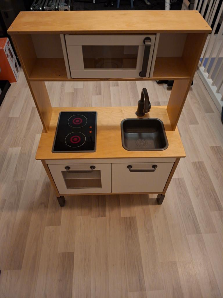 Houten Speelkeuken met Oven, Kookplaat en Kraan, Ophalen, Zo goed als nieuw