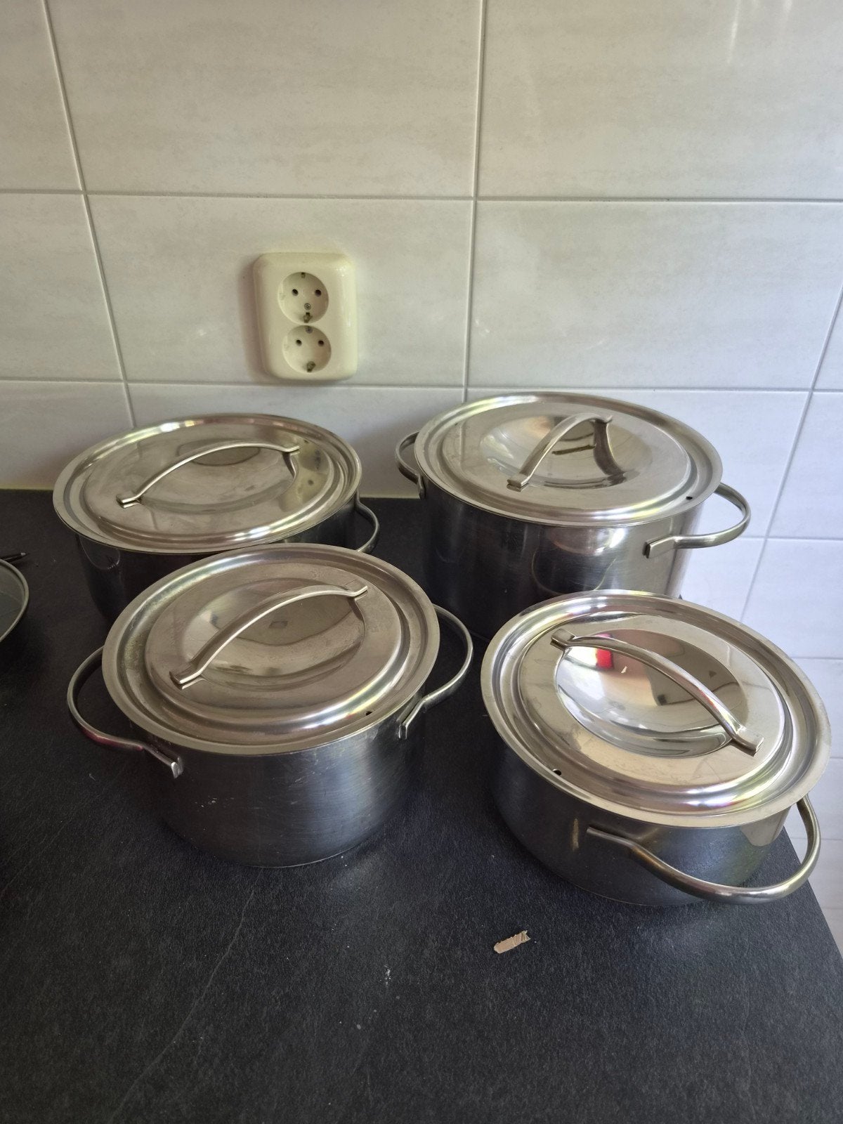 WMF Cromargan Pannenset - 4 RVS Kookpannen met Deksel, Huis en Inrichting, Keuken | Potten en Pannen, Gebruikt, Met deksel, Pannenset