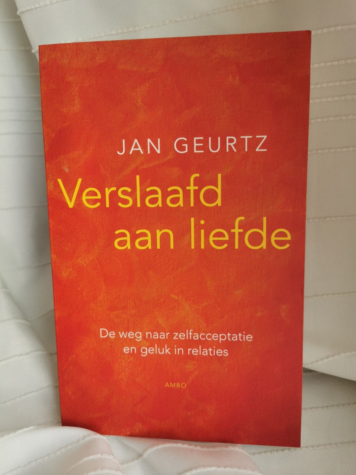 Verslaafd aan liefde - Jan Geurtz (Zo goed als nieuw), Boeken, Ophalen of Verzenden, Zo goed als nieuw, Jan Geurtz, Nederland