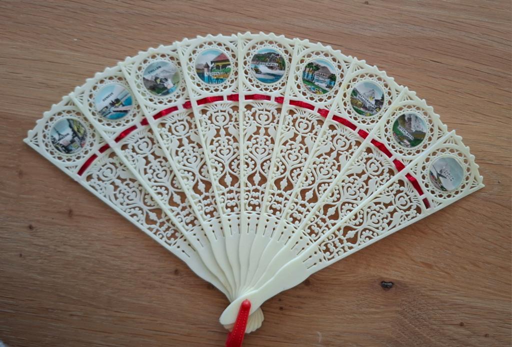 Vintage Souvenir Waaier - Zwitserland, Antiek en Kunst, Ophalen of Verzenden
