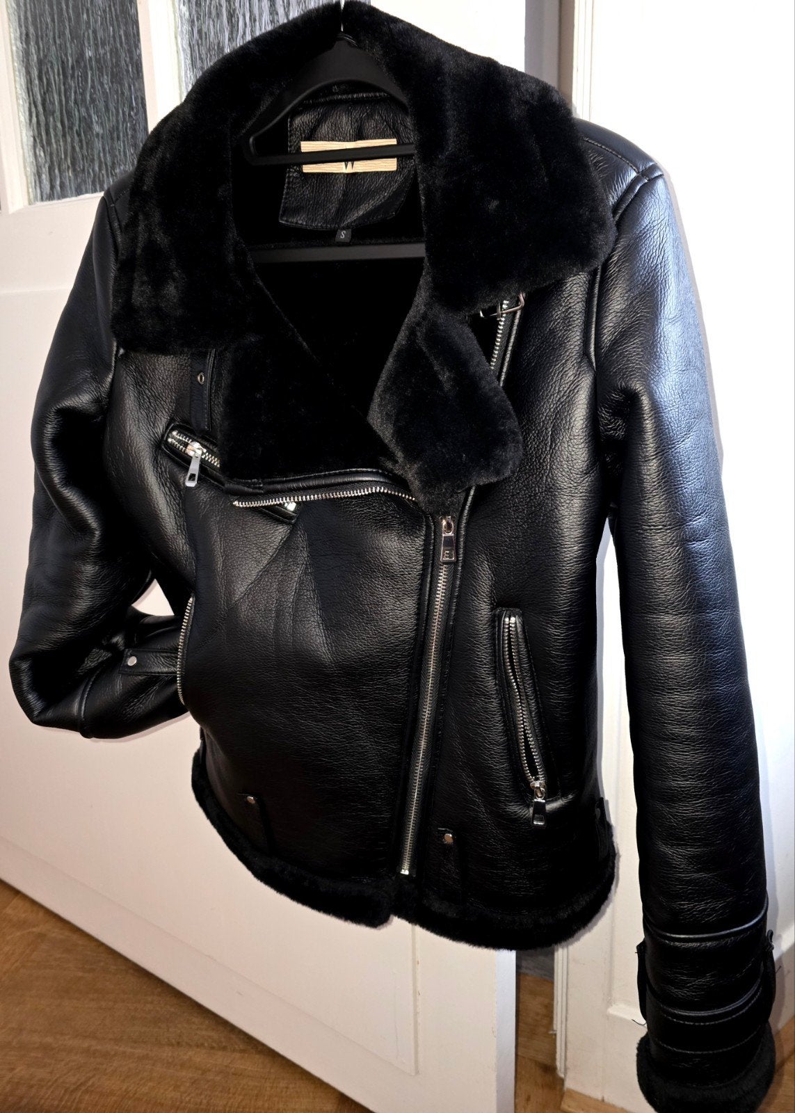 Nieuw Zwart Faux Leren Jack met Bontvoering, Ophalen of Verzenden, Nieuw, Zwart
