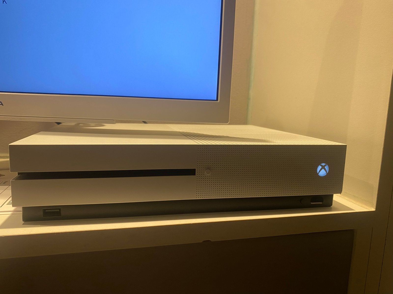 Xbox One 1 TB met controller en games in nieuwstaat, Met games, Xbox One, Ophalen of Verzenden, Zo goed als nieuw