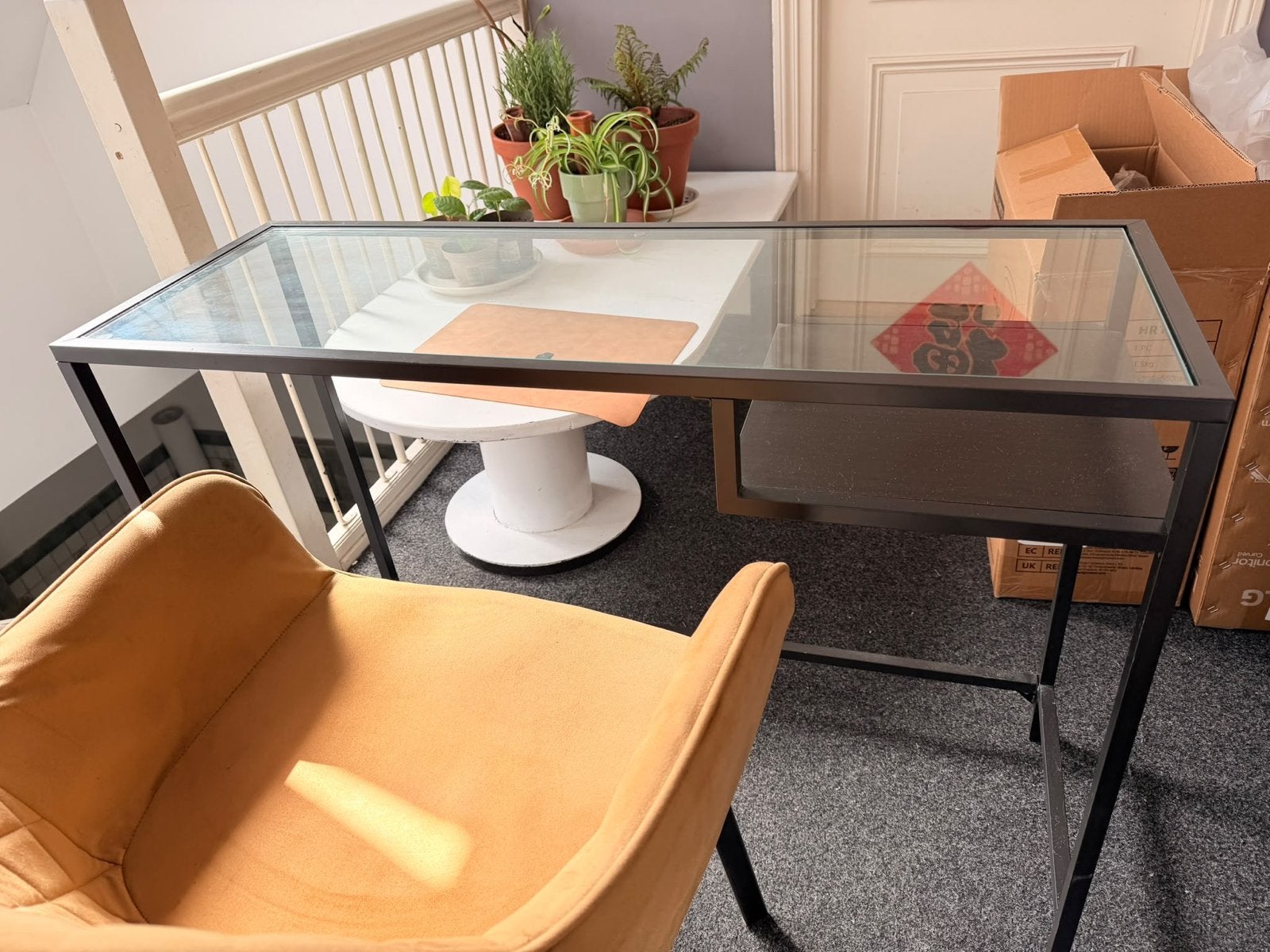 Glazen bureau met stoel, Huis en Inrichting, Zwart, Gebruikt, Ophalen of Verzenden, Modern