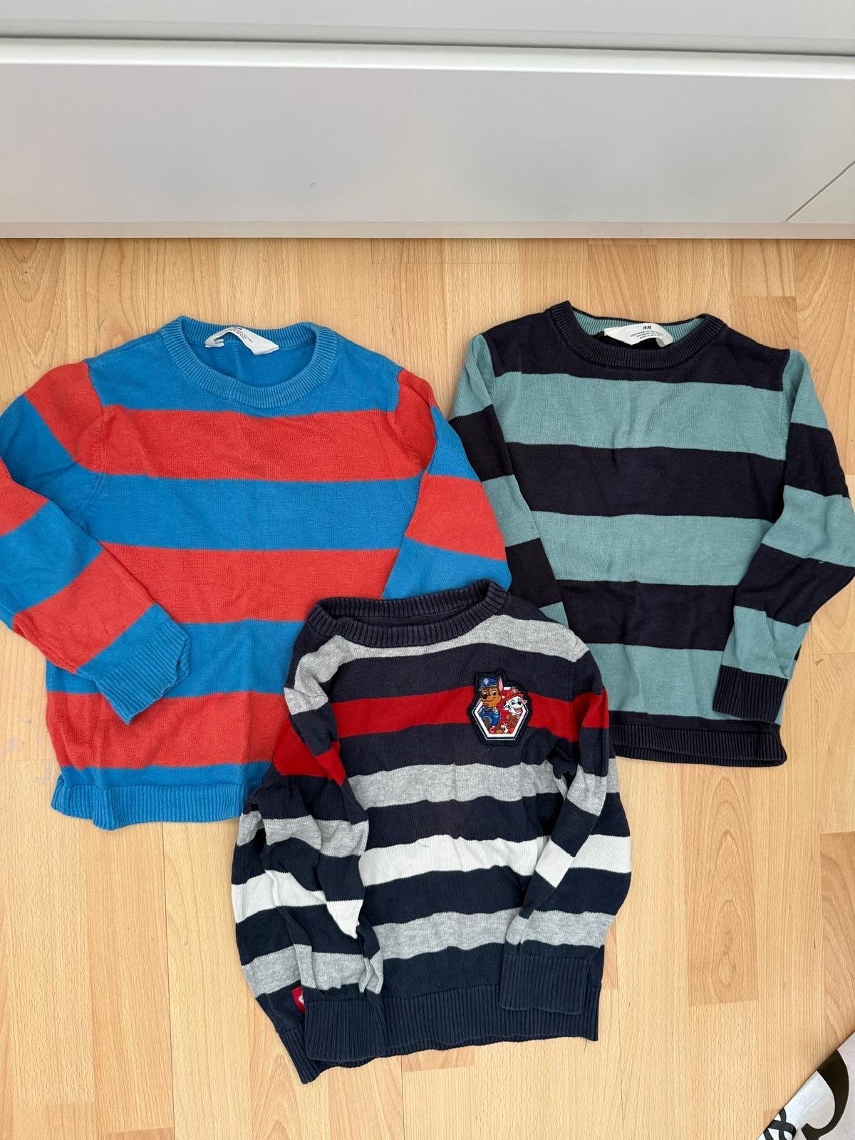 Diverse kinderkleding: truien, jasjes, pyjama's, hoodies, Kinderen en Baby's, Ophalen of Verzenden, Gebruikt, Jongen of Meisje