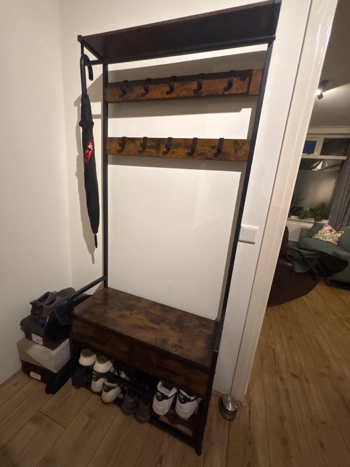 Kapstok met schoenenrek en zitbankje - Industrieel design, Huis en Inrichting, Ophalen, Zo goed als nieuw