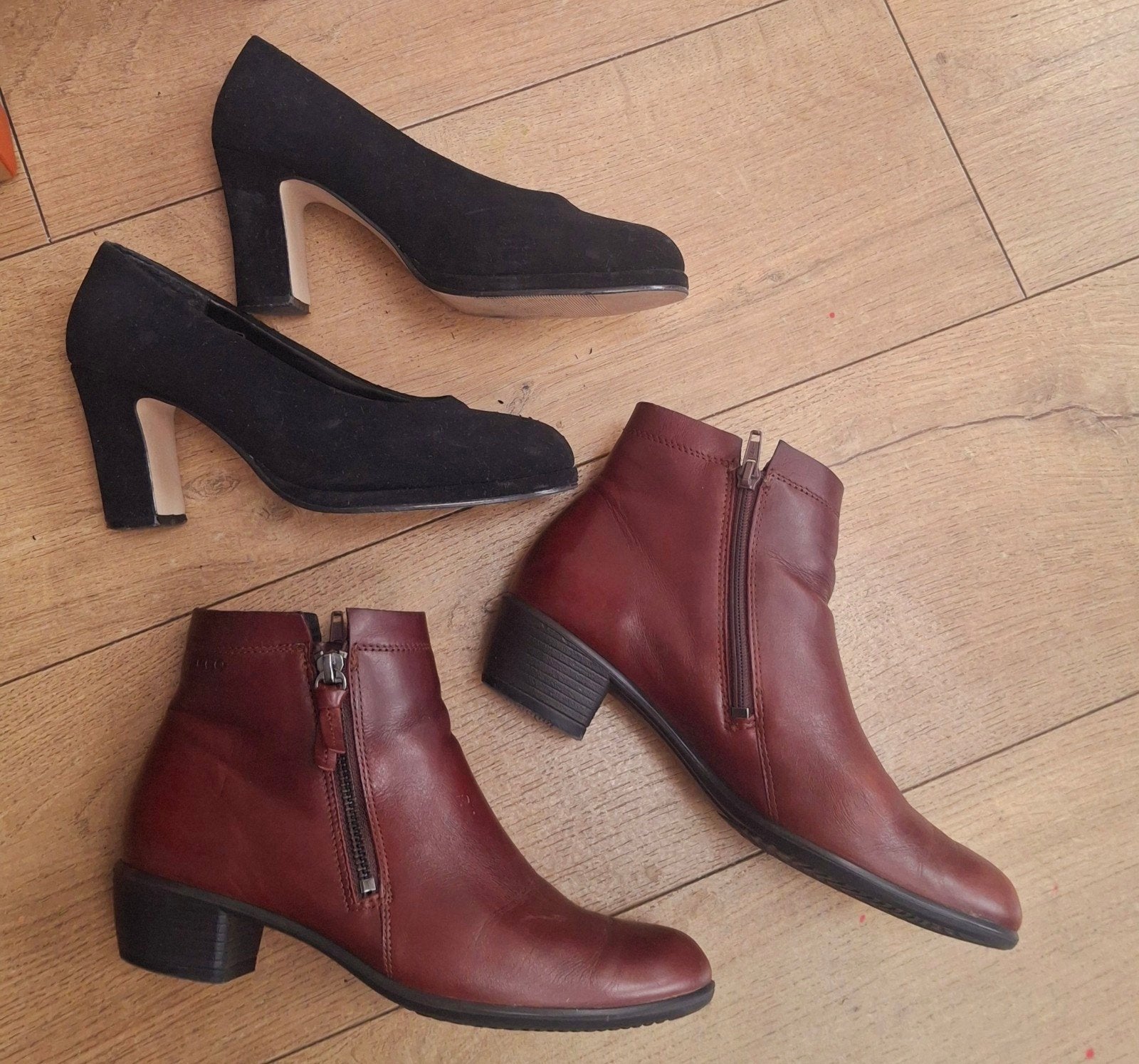 ECCO leren laarsjes & Claudia Ghizzani pumps mt 37, Kleding | Dames, Schoenen, Ophalen of Verzenden, Zo goed als nieuw, Zwart