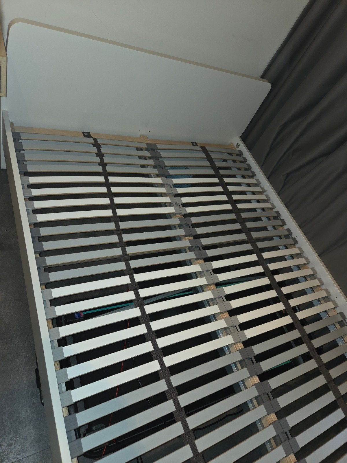 IKEA Askvoll bed wit 140x200 cm met lattenbodem, Ophalen, Gebruikt, Wit, Tweepersoons