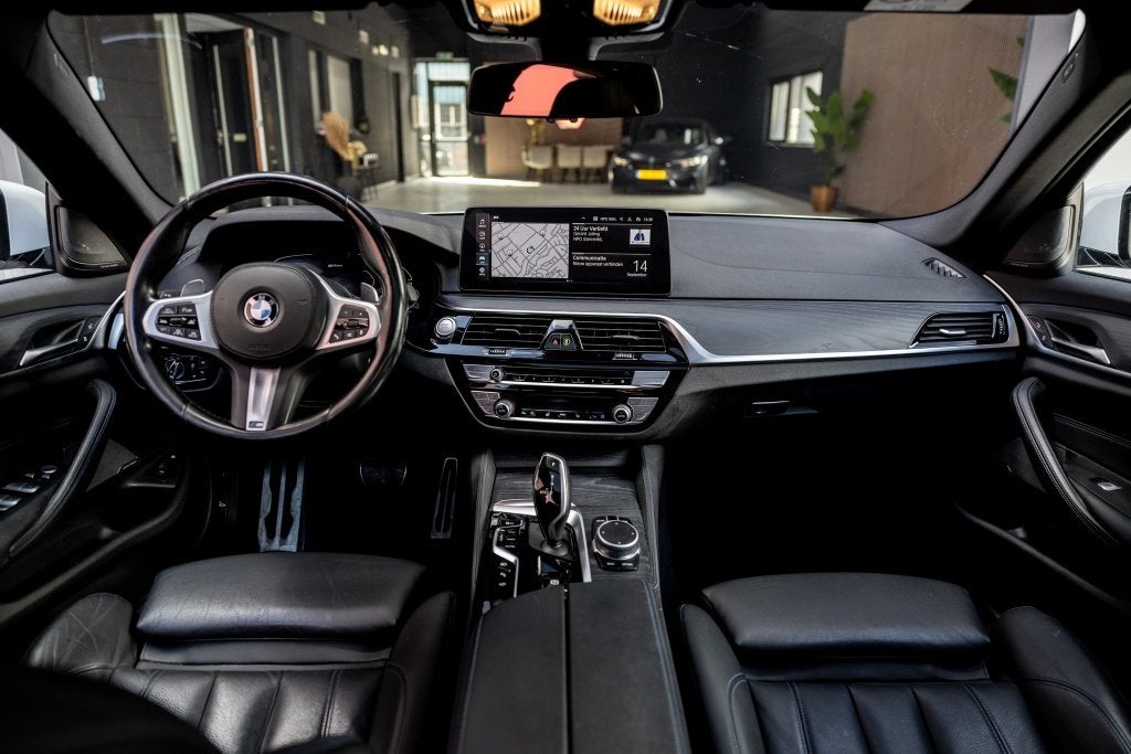 BMW 5 Serie 545e xD High Ex. Ed. | HuD | H&K | Open Dak | Tr, 12 maanden, Gebruikt, Bedrijf, Vierwielaandrijving