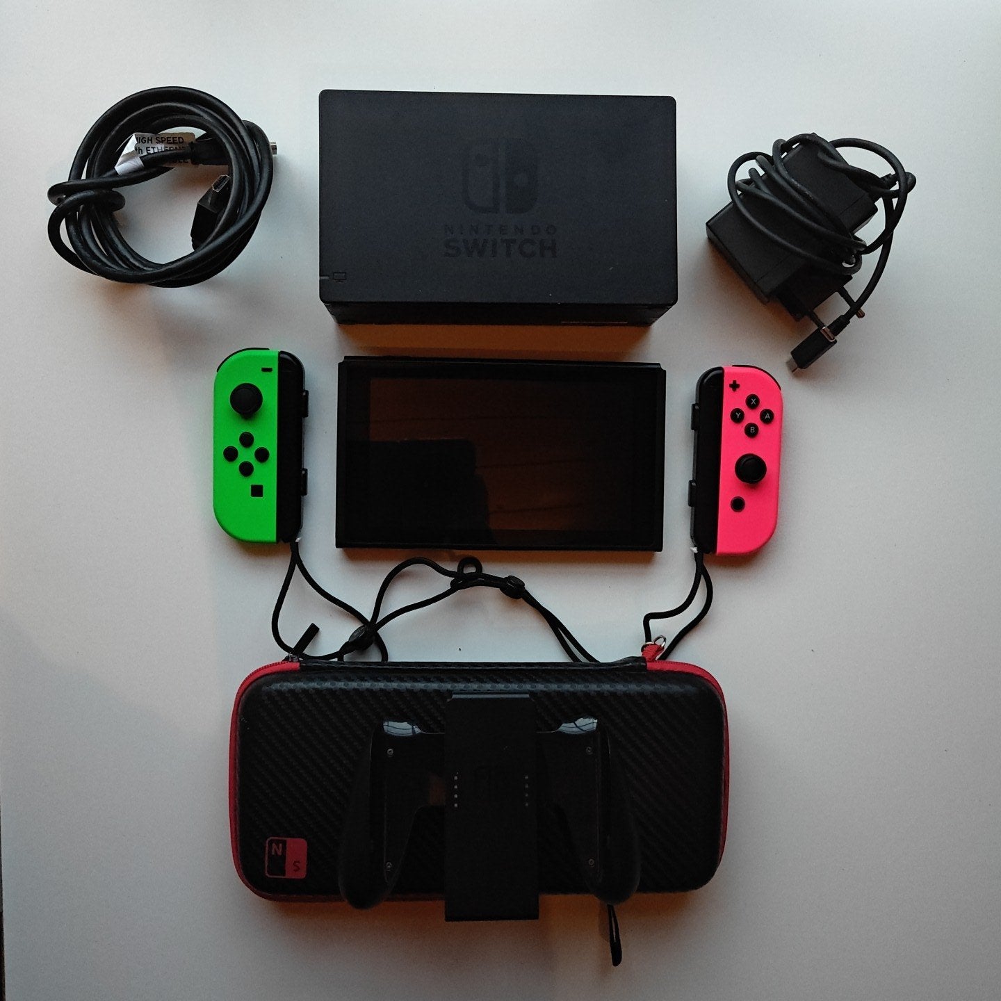 Nintendo Switch compleet + Joy Cons + Dock + hoes, Spelcomputers en Games, Met games, Met 2 controllers, Ophalen of Verzenden