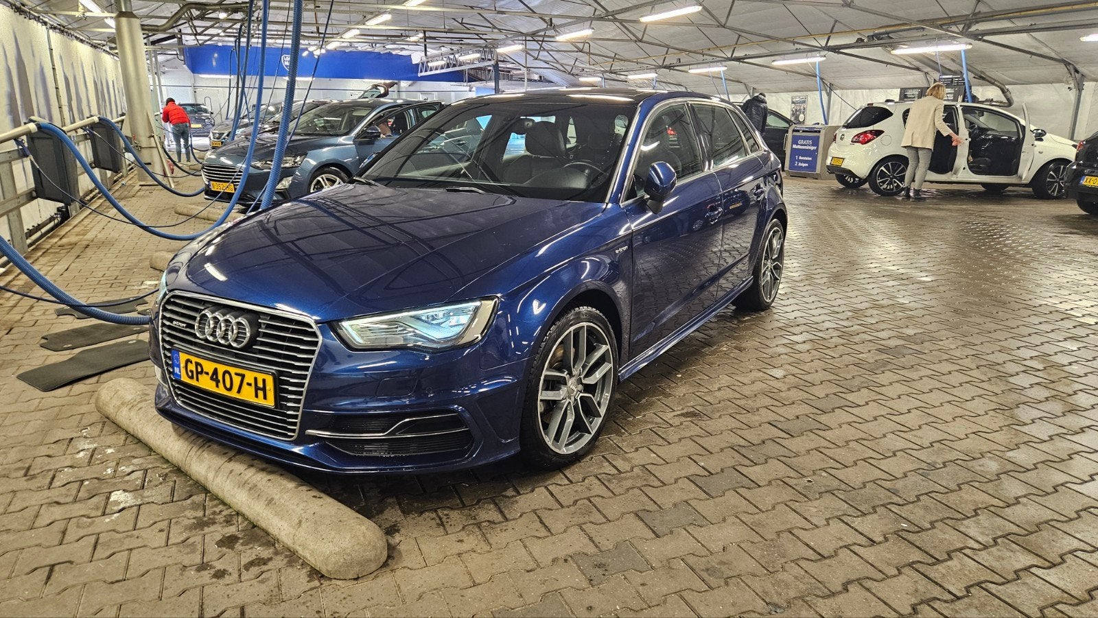 Audi A3 204pk E-tron 2015 Blauw S line | B&O | Pano | Stoelv, 4 cilinders, Blauw, 1395 cc, 149 pk