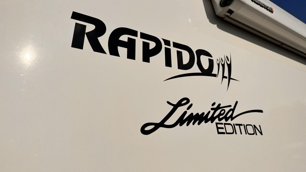 Queensbed|Hefbed Rapido Limited Edition P.L.A. Uit 2016, Caravans en Kamperen, Luifel, Ringverwarming, Bedrijf, Rapido