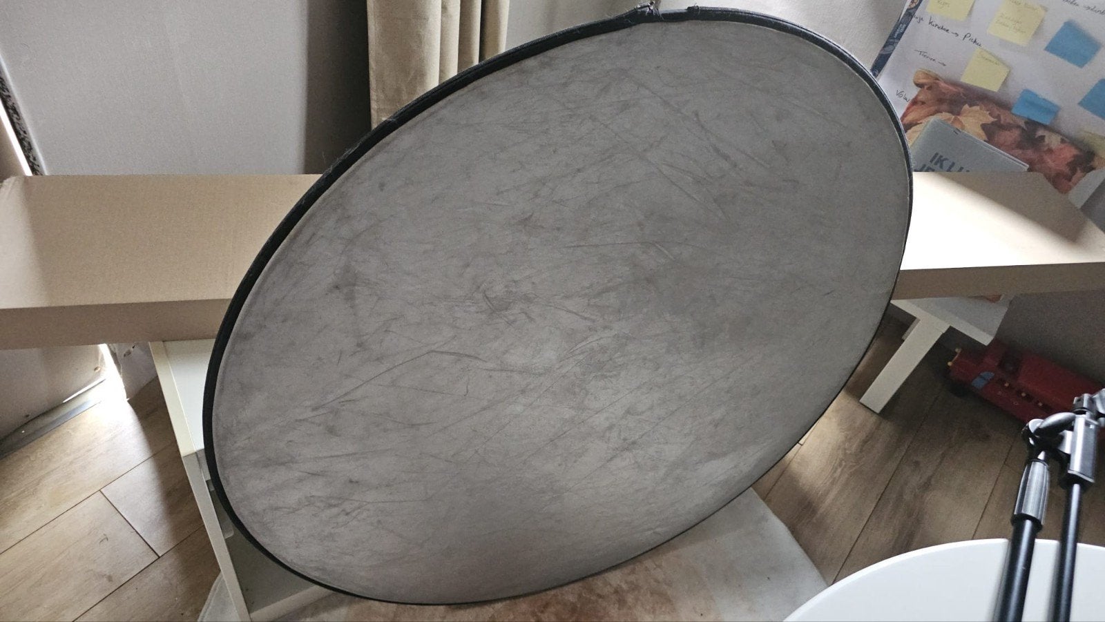 Diverse fotografie spullen: flitsers, statieven, reflector, Ophalen