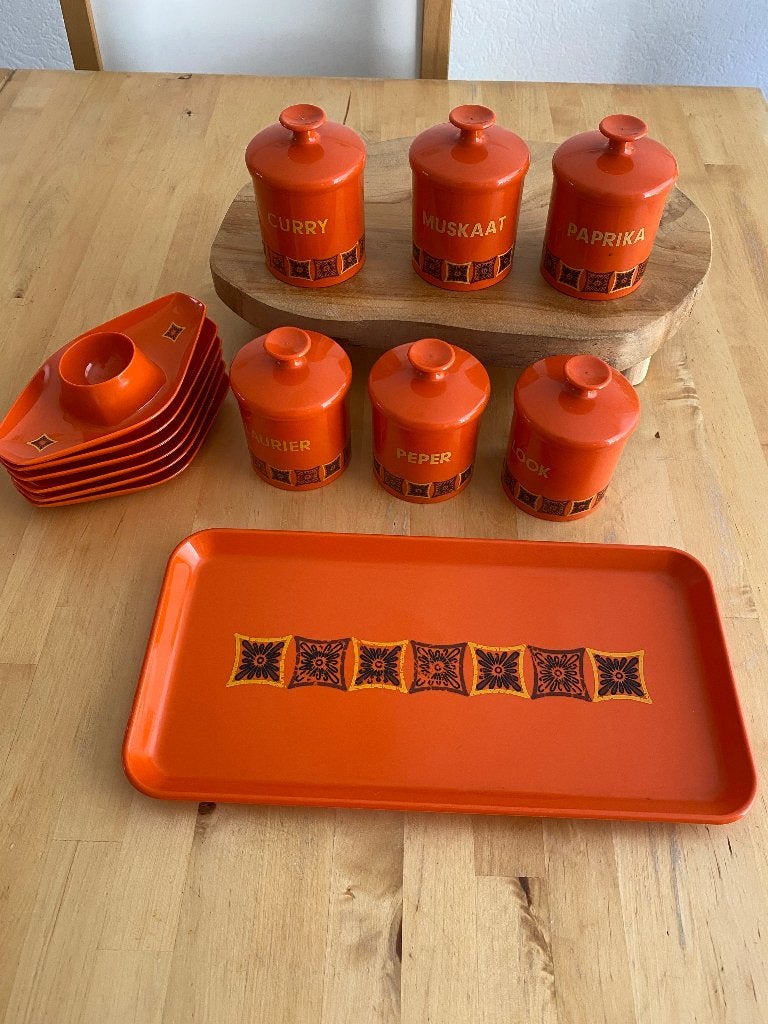 13 x Oranje vintage Kayser West Germany Kruidenpot Dienblad, Kunststof, Overige merken, Vintage, Ophalen of Verzenden